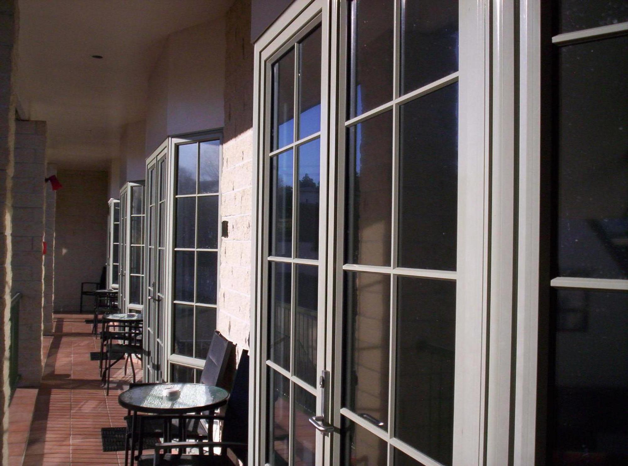 Colonial Lodge Motel เทาโป ภายนอก รูปภาพ